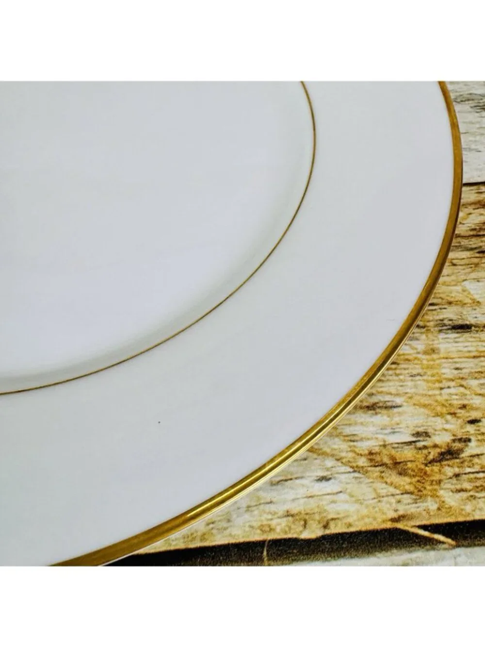 Noritake HERITAGE Contemporary Gold Verge White Porcelain Dinner Plates Set 2